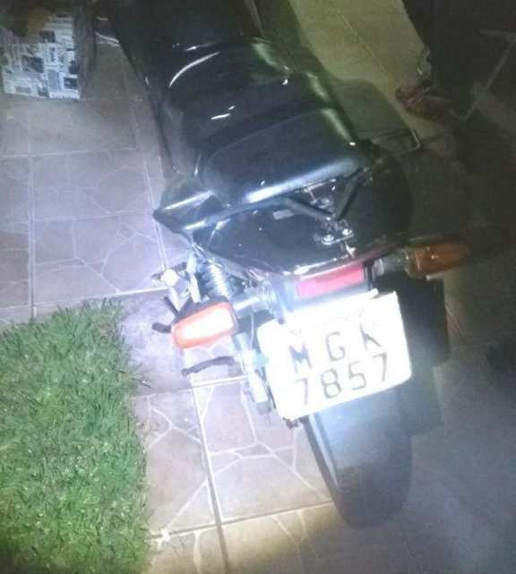 PRISÃO DE HOMEM COM MOTOCICLETA FURTADA NO BELA VISTA