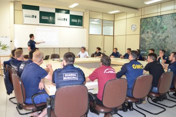 Guarda Municipal de Chapecó recebe Carteira de Porte de Arma