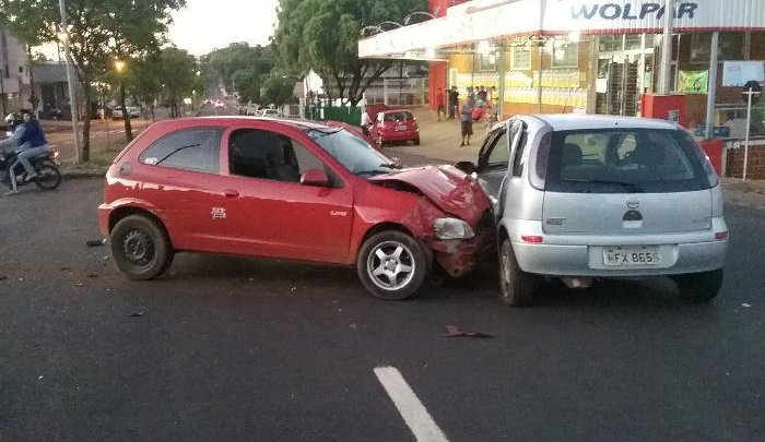 ACIDENTE É REGISTRADO NA NEREU RAMOS EM CHAPECÓ