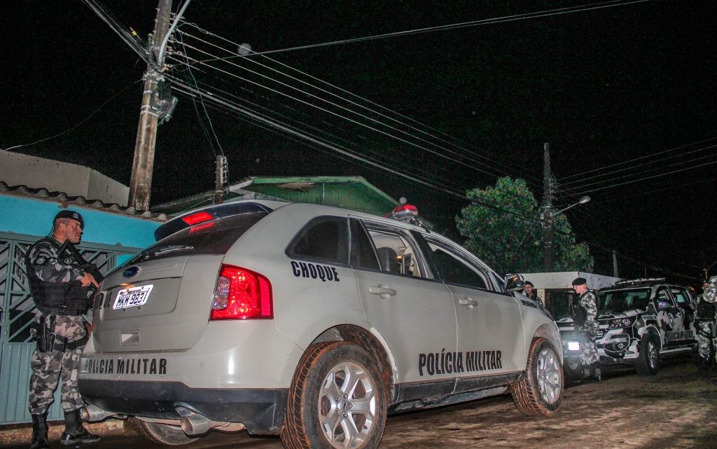 Choque da PM realiza operação em diversos locais de Chapecó