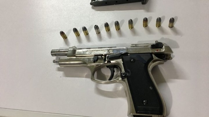 Pistola é apreendida com homem em Xaxim