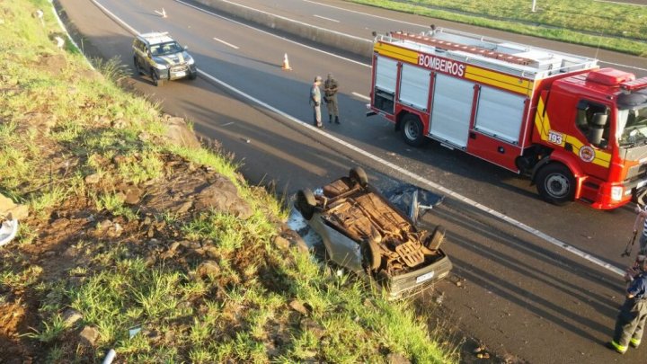 Capotamento faz vítima na BR 282 em Xanxerê