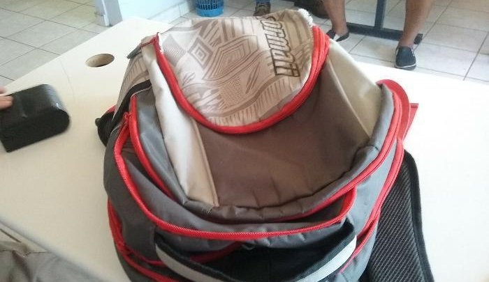 APÓS FURTAR MOCHILA NO TERMINAL PM PRENDE AUTOR EM FLAGRANTE NA PRAÇA