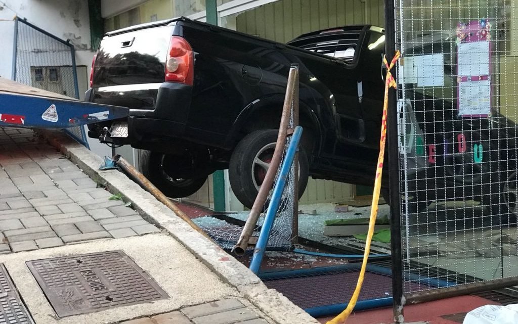 MOTORISTA BÊBADO INVADE CRECHE E DEIXA CRIANÇAS FERIDAS NO BAIRRO EFAPI EM CHAPECÓ