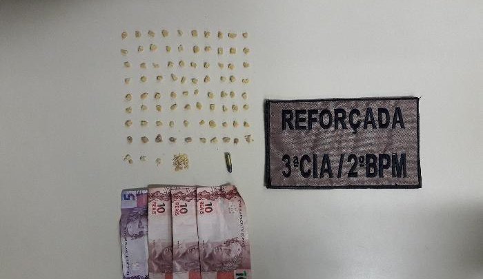 REFORÇADA APREENDE ADOLESCENTE POR TRÁFICO DE CRACK NO BOM PASTOR