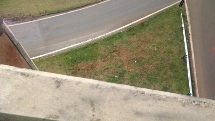 PM evita suicídio no elevado da BR-282 em Chapecó