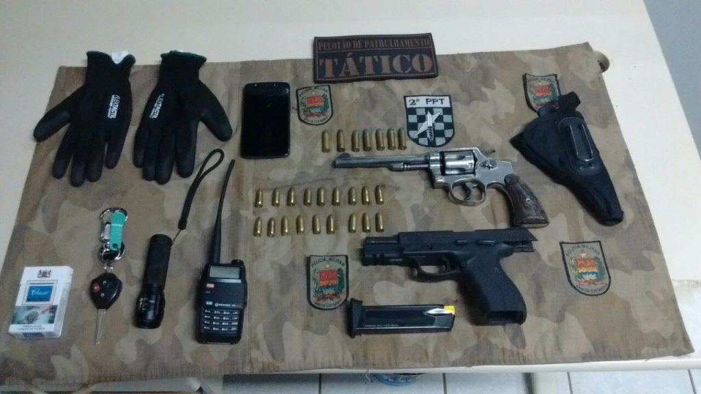 Polícia Militar prende trio após assalto a residência em Chapecó