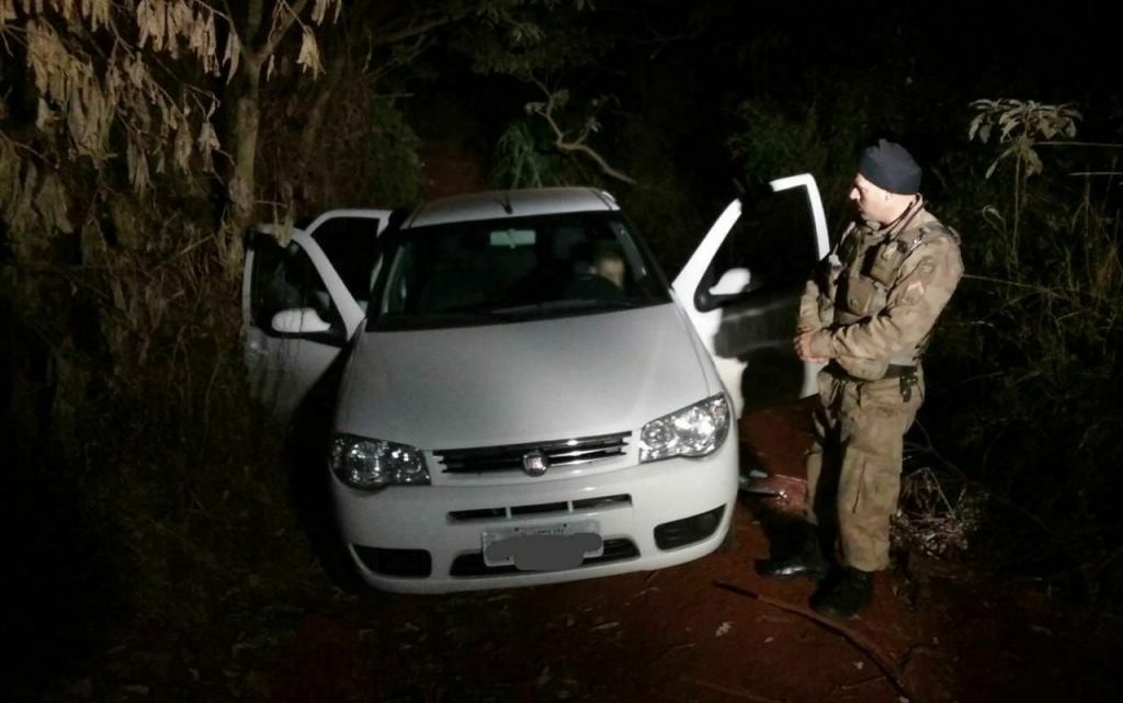 HOMEM PARA AJUDAR MULHER É ASSALTADO NO BAIRRO ENGENHO BRAUM