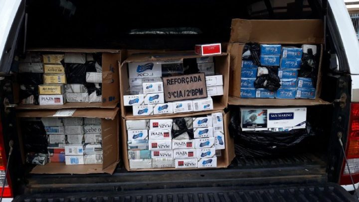Empresária é detida por contrabando de 4.000 carteiras de cigarro no camelódromo de Chapecó