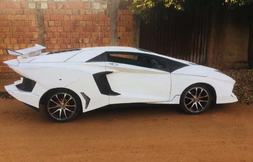 Apaixonado por carros, mecânico transforma Uno em Lamborghini