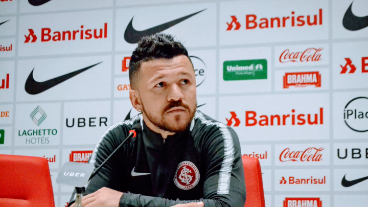 Rossi compara reconstrução do Inter com tragédia da Chape e depois pede desculpas