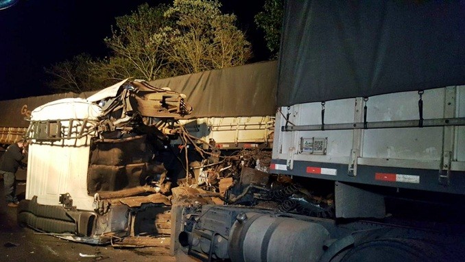 Irmãos caminhoneiros de Abelardo Luz morrem em acidente na PR-280