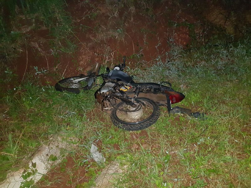 Motociclista morre após grave acidente em Modelo