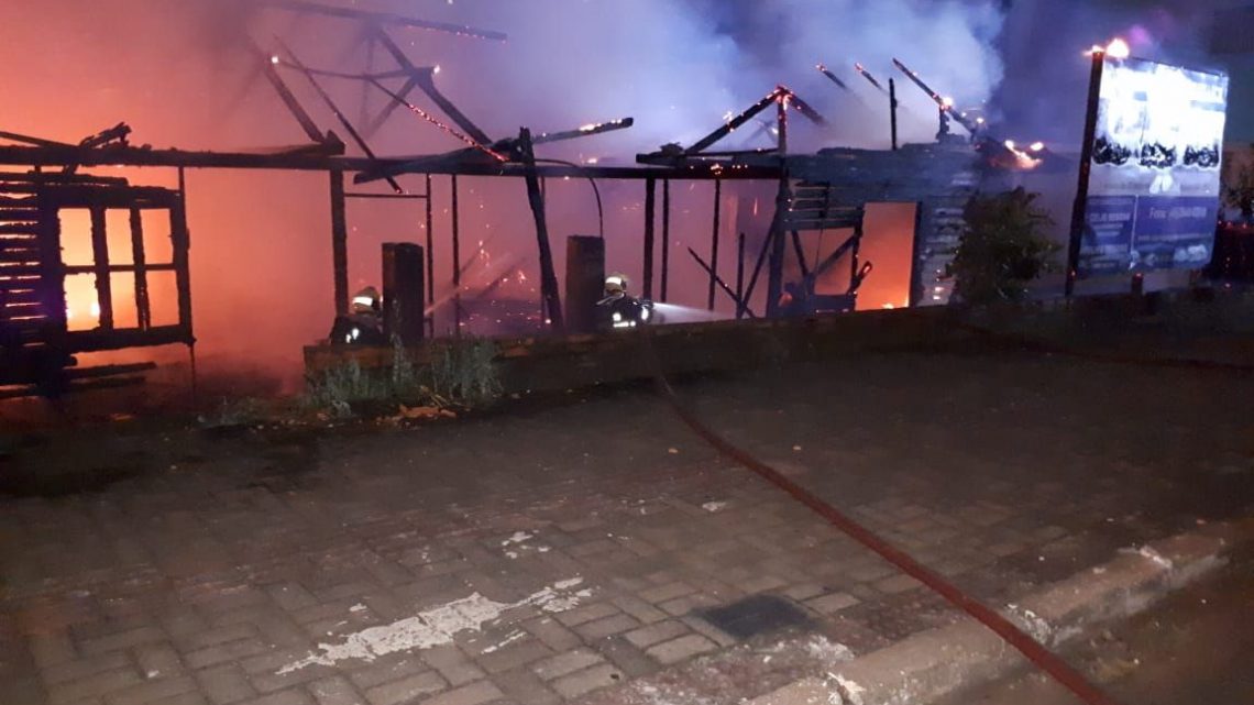 Residência é totalmente destruída pelo fogo em Chapecó