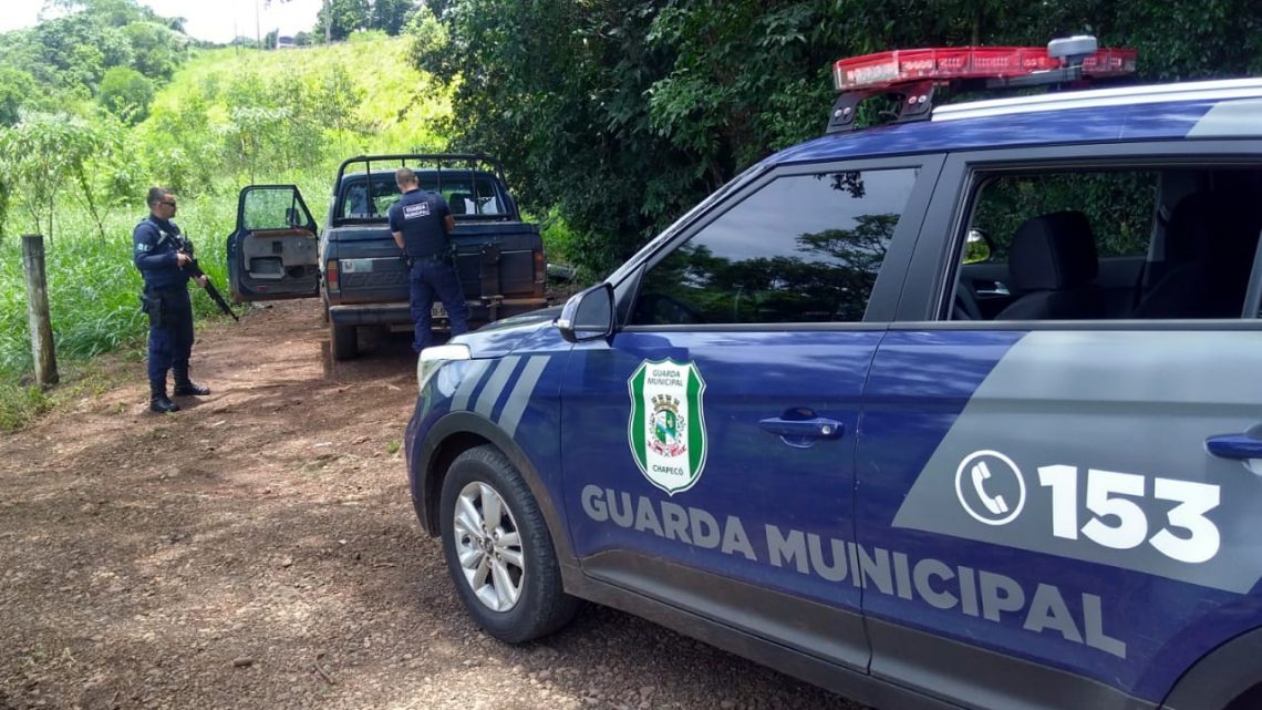 Guarda Municipal recupera dois veículos com registro de furto ou roubo