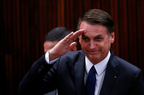 Bolsonaro, 38º presidente do país, toma posse hoje à tarde