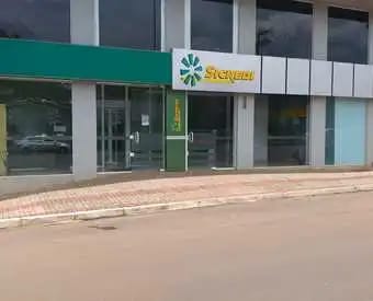 Dupla de bandidos fingem ser cadeirantes e assaltam banco Sicredi em Coronel Freitas Dupla de bandidos fingem ser cadeirantes e assaltam banco Sicredi em Coronel Freitas