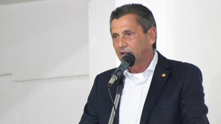 Julio Garcia visita presidente da Câmara de Vereadores e participa de sessão ordinária em Chapecó