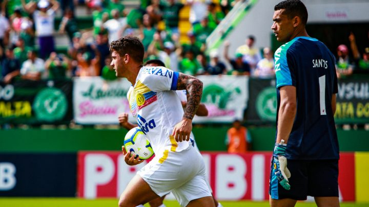 Em jogo equilibrado, Chapecoense busca o empate na Arena Condá