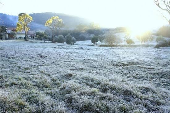 Temperatura próxima de 0°C e geada no final de semana