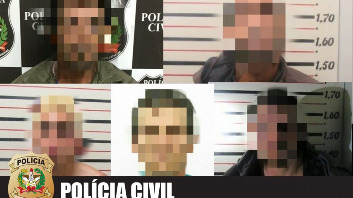 Polícia Civil prende quatro adultos e um adolescente com mandados de prisão em Chapecó