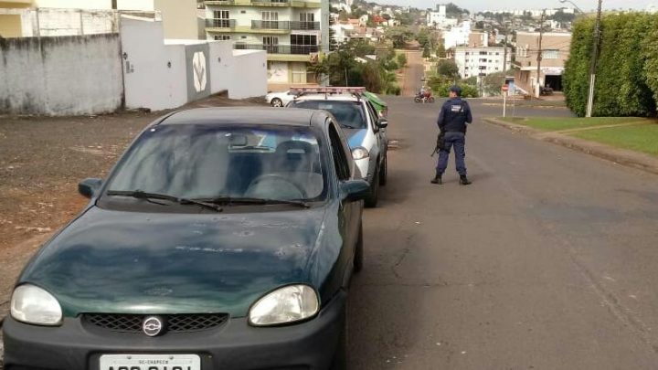 Guarda Municipal apreende veículo com mais de 19 mil reais em débitos em Chapecó