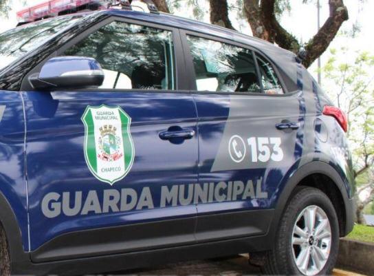 Guarda Municipal prende homem por bater em sua ex namorada