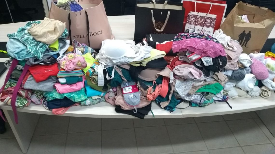 Campanha arrecada roupas íntimas para presas em Chapecó Campanha arrecada roupas íntimas para presas em Chapecó
