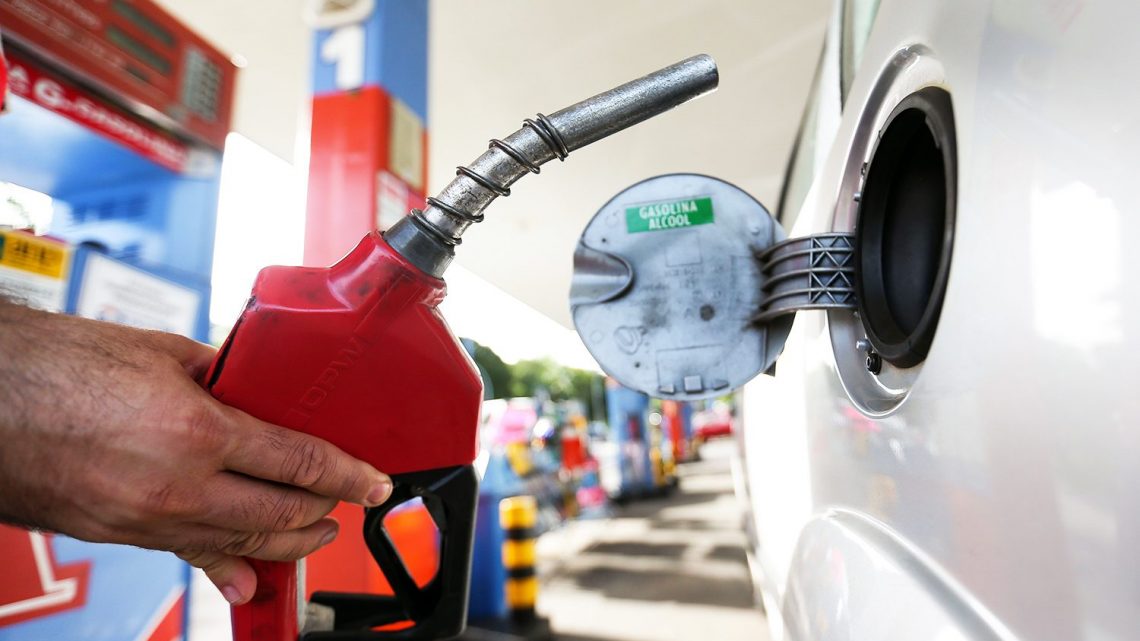 Petrobras reduz preço da gasolina e diesel