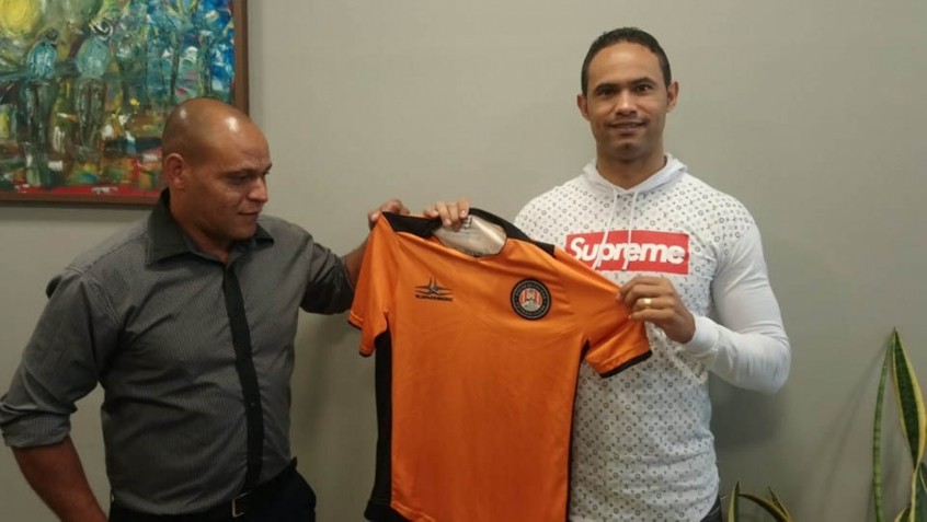 Poços de Caldas FC anuncia contratação de goleiro Bruno Poços de Caldas FC anuncia contratação de goleiro Bruno