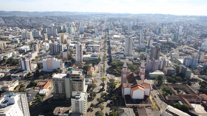 Avenida Getúlio Vargas estará fechada no domingo para carros