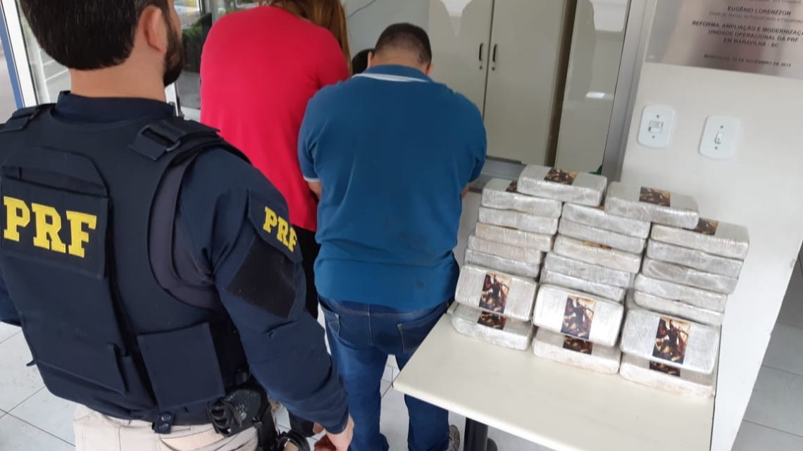 PRF apreende 33 quilos de crack escondidos em carro na BR-282 em Iraceminha