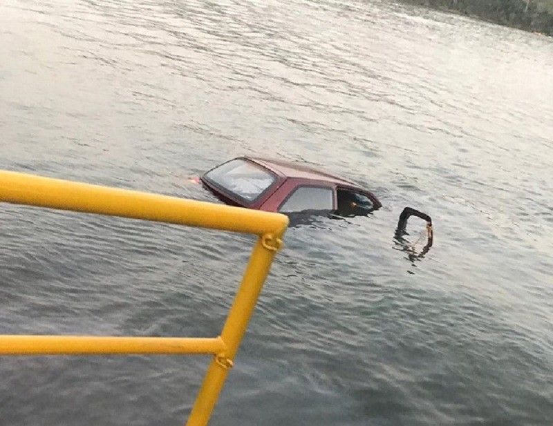 Veículo cai no rio Uruguai em Itapiranga divisa com o RS