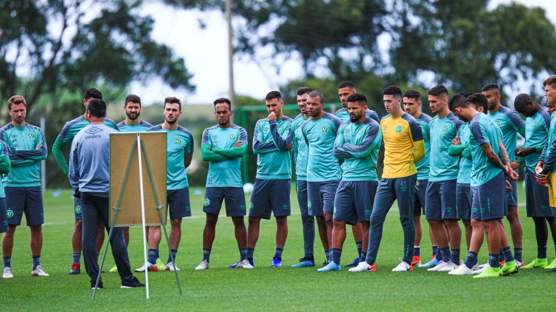 Chape encerra preparação para o embate com o Palmeiras