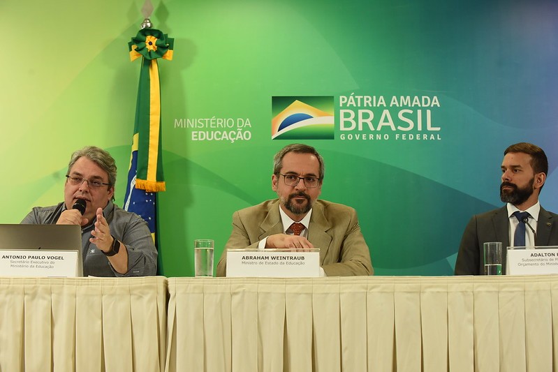 MEC libera 100% do orçamento de universidades e institutos federais