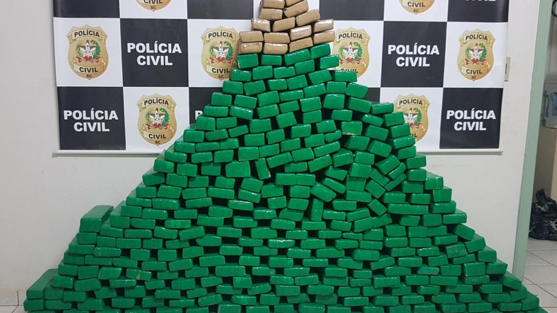 Polícia Civil de SC e PR apreendem quase 300kg de maconha em Chapecó