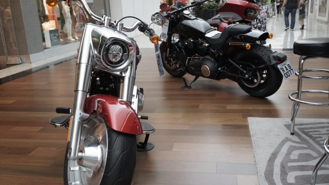 Harley-Davidson apresenta exposição de motos no Shopping Pátio Chapecó