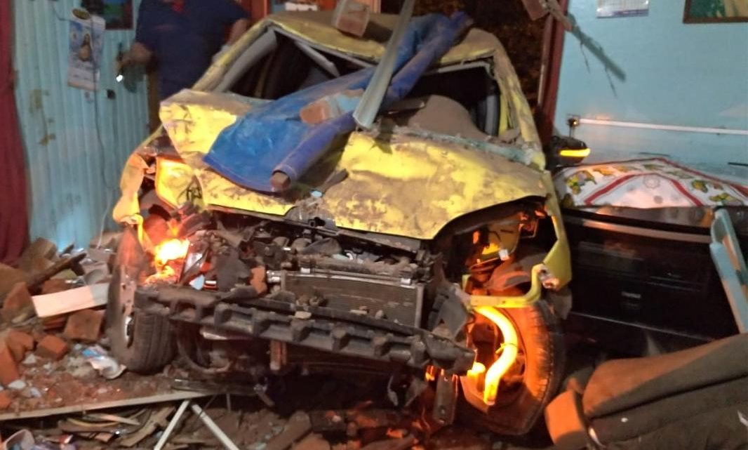 Motorista que invadiu casa em Xanxerê tem CNH suspensa e deve pagar fiança de 15 salários mínimos