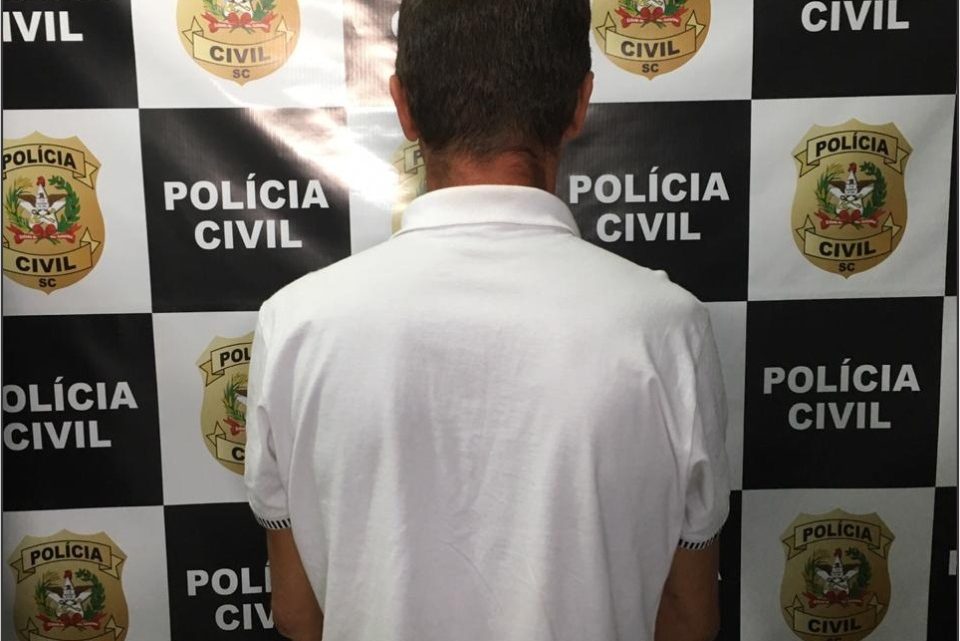 Polícia Civil prende condenado por porte ilegal de arma de fogo em Saudades