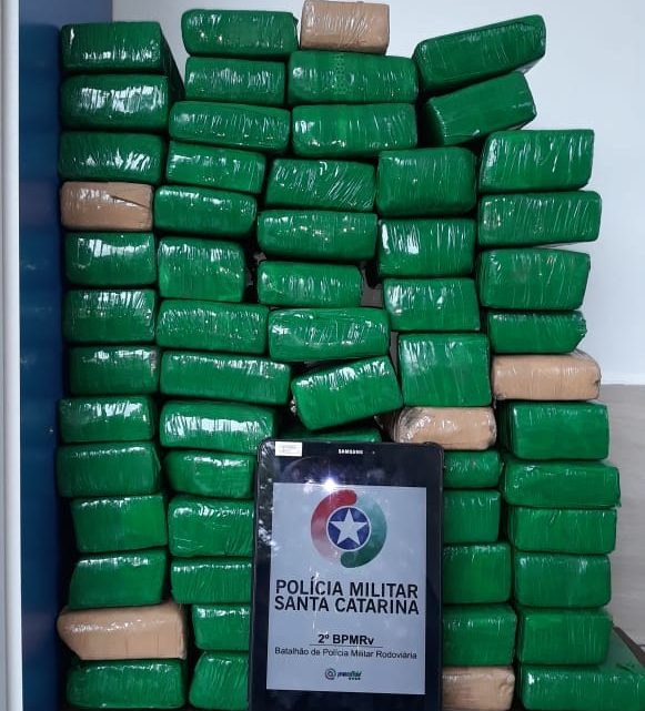 Duas adolescentes são apreendidas com 51 kg de maconha em São Lourenço do Oeste