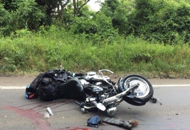 Motociclista tem perna amputada em colisão na BR-282