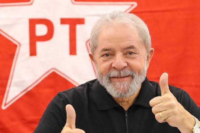 URGENTE: Juíz determina saída de Lula da prisão