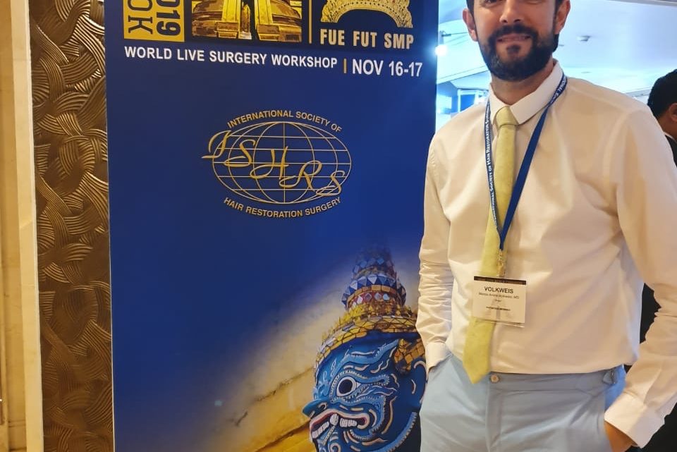 Dr. Márcio André Volkweis participou do congresso sobre Transplante Capilar na Tailândia
