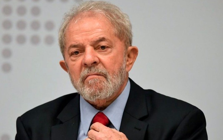 Maioria no TRF-4 vota por manter condenação e aumentar pena pra 17 anos de prisão de Lula no caso do sítio de Atibaia