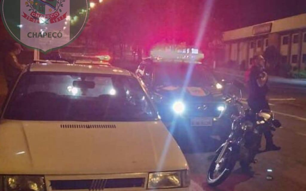 Guarda Municipal recupera veículo furtado próximo ao shopping em Chapecó