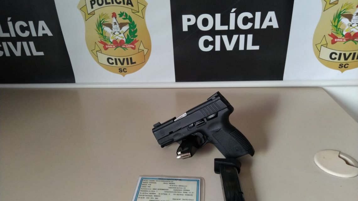 Polícia Civil prende mulher por roubo a mão armada em Chapecó