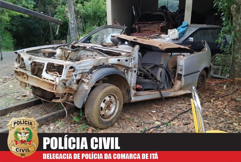 Polícia Civil através de denúncia encontra veículo sendo desmanchado em Itá