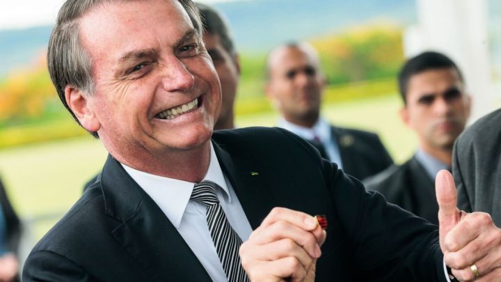 TSE autoriza assinatura eletrônica para criação de partido, medida beneficia Bolsonaro