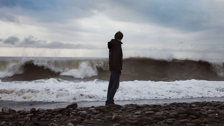 A depressão não é uma escolha. Ela mata por dentro, sufoca o peito, causa isolamento, tristeza profunda
