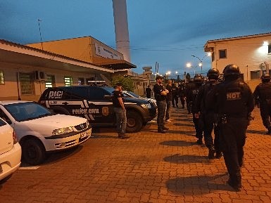 Assalto a banco no litoral foi planejado dentro da penitenciária de Chapecó